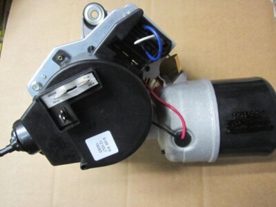 80 81 82 83 CAMARO WIPER MOTOR WITH WASHER PUMP DELAY PULSE
