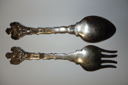 Antique Italian Ornate 7" Decorative Silver Salad Fork Spoon Set w Lions & Crest - Picture 5 of 6