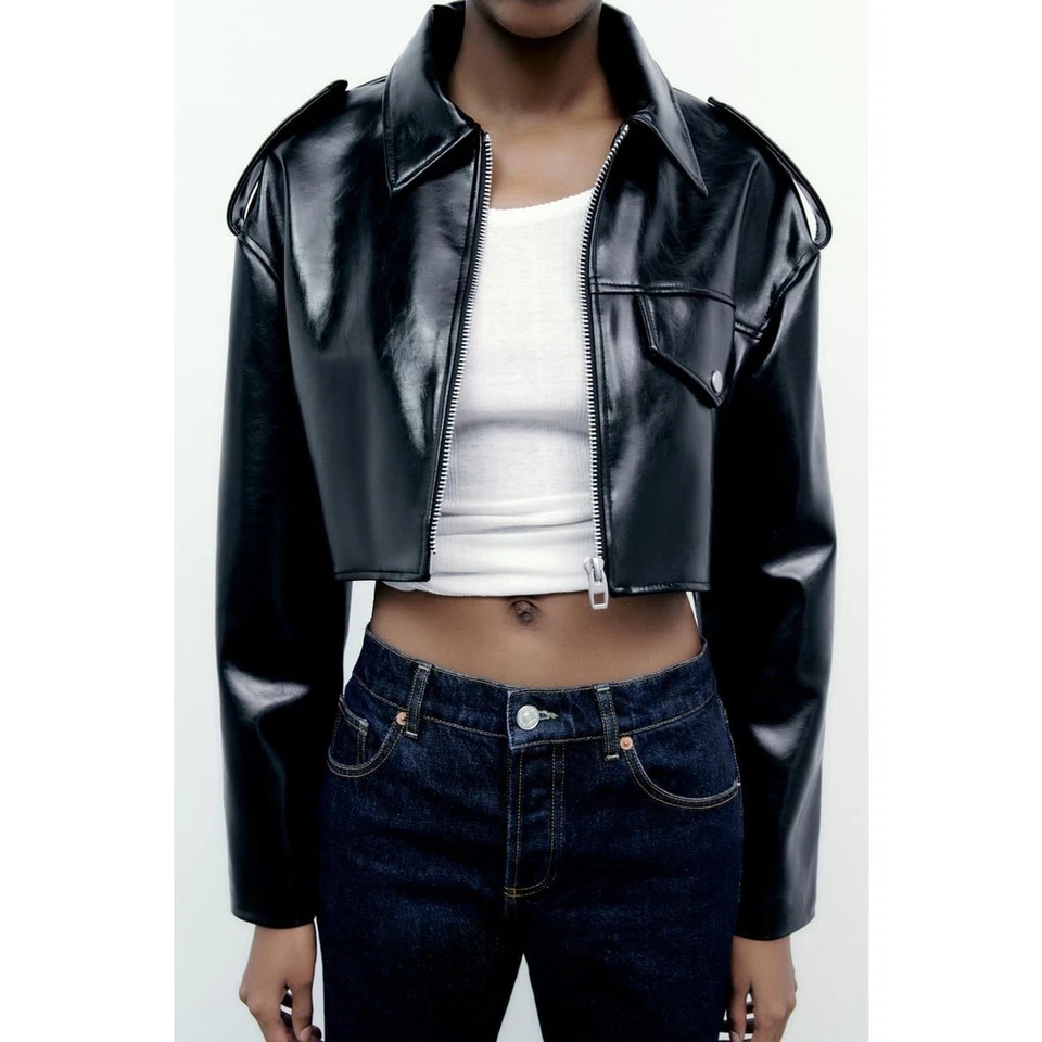 Chaqueta Abrigo Zara Para Mujer Imitación Cuero Vegano Recortado Motociclista Motocicleta Talla XS Foto 4 de 4