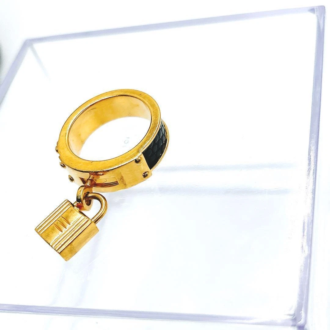 HERMÈS HERMES Kelly Cadena Sciarpa Anello Oro Charm