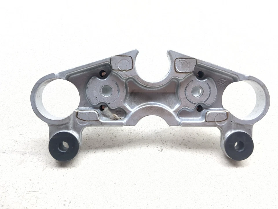 04-09 Abrazadera de horquilla triple superior superior para manillar Suzuki GS500F Foto 2 de 4