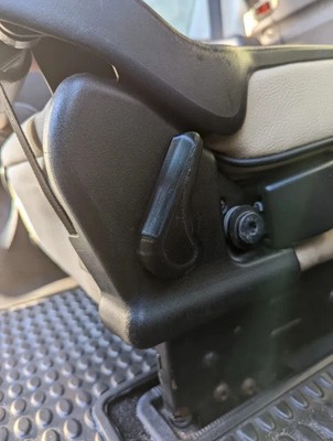 L+R PAIR Land Rover Discovery 2 SE7 Jump Seat Handle 3rd Row 1999-2004