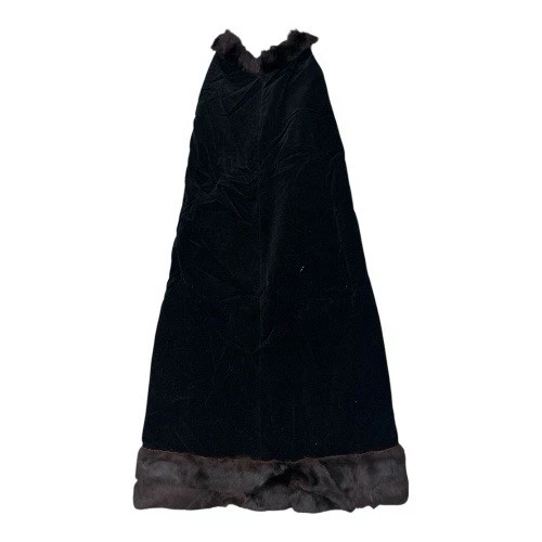 Vintage Gothic Black Velvet Maxi Cape With Full Trim Fur And Pink Lining XL - Image 4 of 4