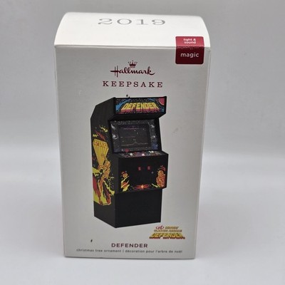 Hallmark Keepsake Classic Arcade Defender Magic Light & Sound Xmas Tree Ornament
