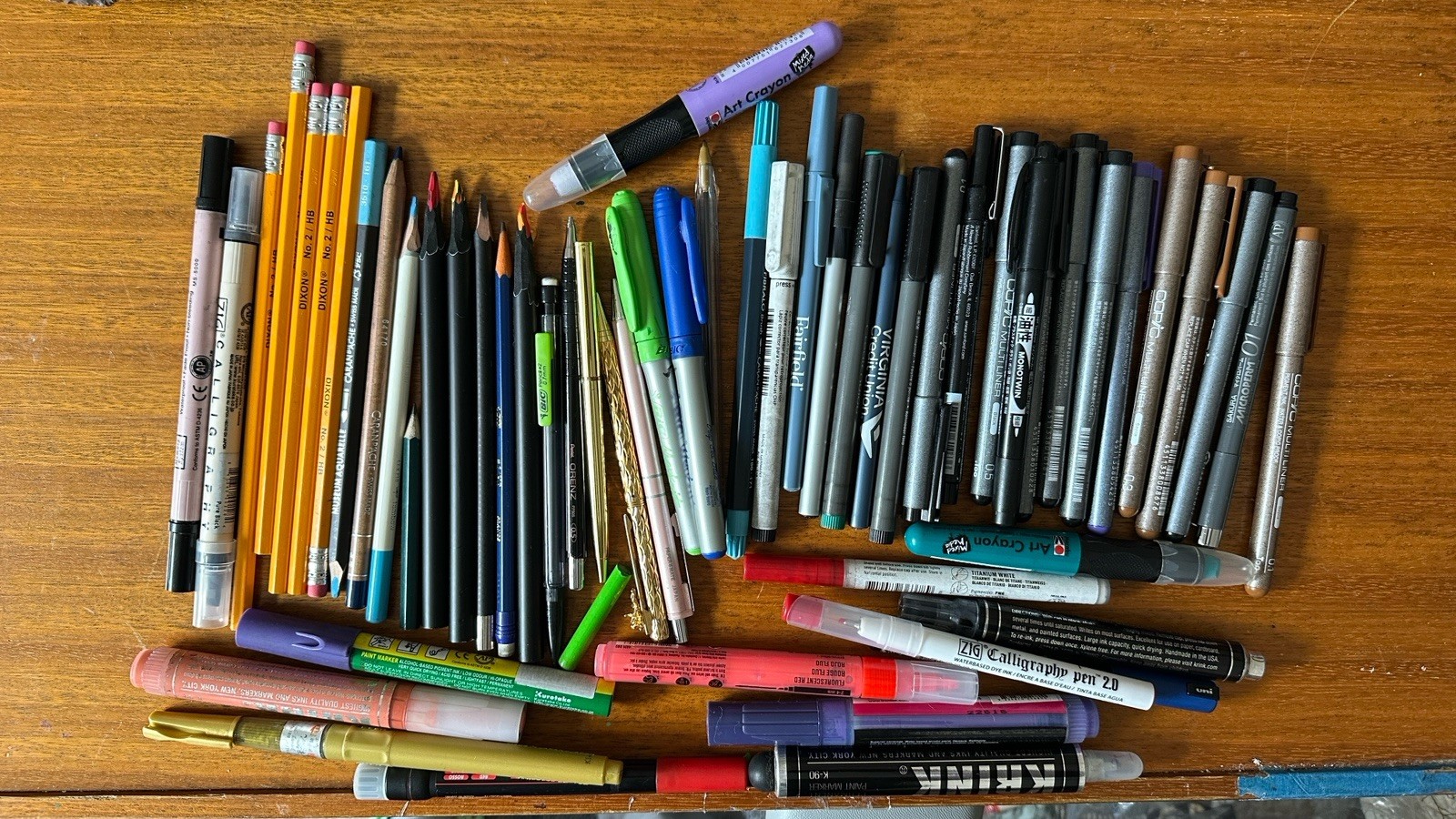 Art lot: Caran D'ache, Krink, Pentalic, Zig, Copic, Posca. M
