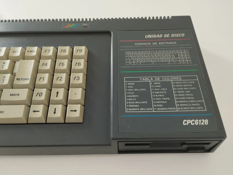 Amstrad CPC 6128 - Imagen 2 de 4