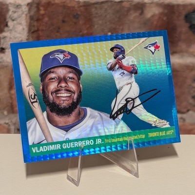 VLADIMIR GUERRERO JR. - 2025 Topps Chrome Platinum #146 - Blue Prism Refractor