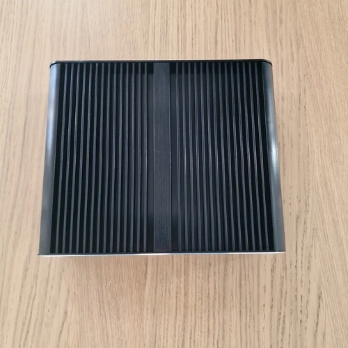 Akasa Euler USFF mini ITX anodized black USB/Audio anodized A-ITX10-M1B