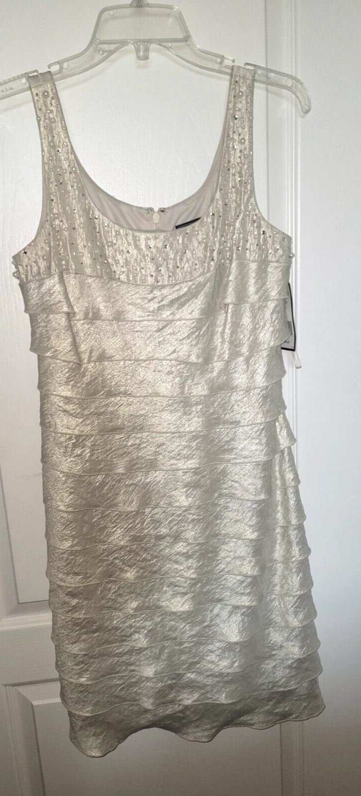 Abito Jessica Howard Runway Small Celine nuovo con etichette avorio conchiglia perle finte taglia small