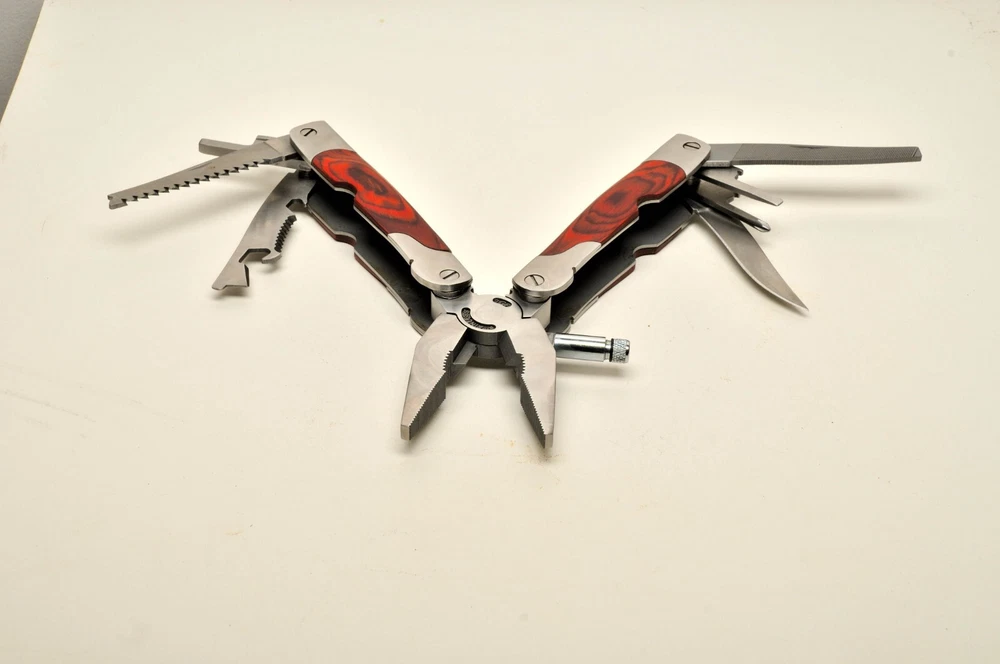 10-in-1 Multi-Tool with Durable Jeep Carry Case  