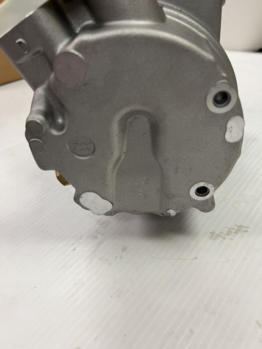 New NOS Compressor CWV618 926000W004 Pathfinder 96-00 QX4 97-00