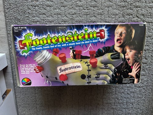 Universal Studios Monsters Frankenstein Footenstein Game By Coleco 1988 MIB - Picture 5 of 8