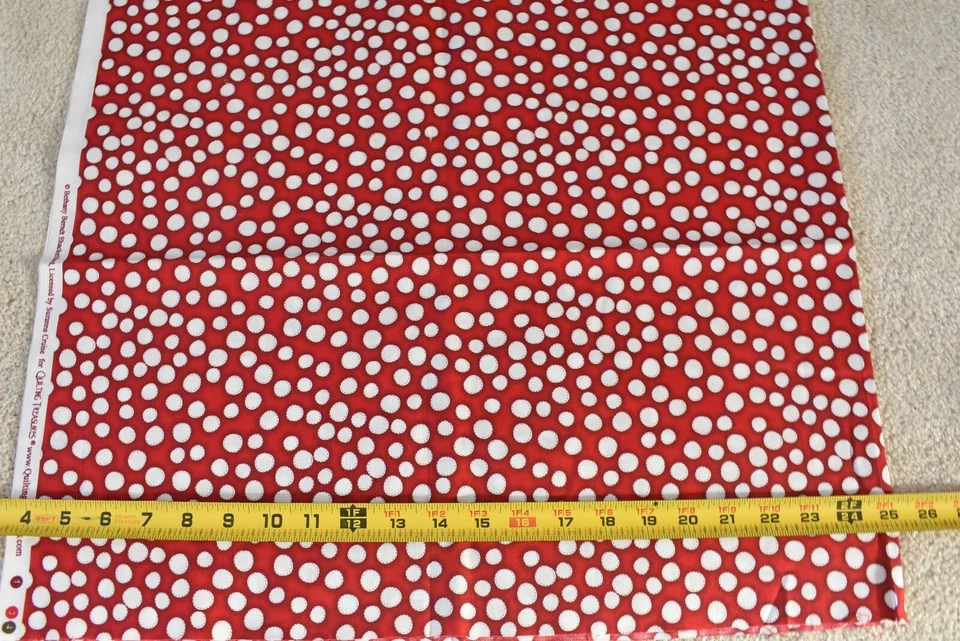 15" Long, White Circles on Red Quilt Cotton/Quilting Treasures/Shackelford,P3484 - Image 3 of 4