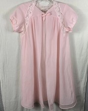 Vintage 1960s Vassarette Hollywood MEDIUM Pink Peignoir Negligee Robe Sheer
