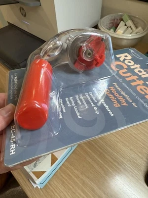 Martelli Right Handed 45mm Ergonomic Fabric Rotary Cutter EC-45-RH