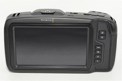 Blackmagic Pocket Cinema Camera 4K 4/3 Sensor MFT Mount Dual