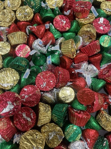 REESE'S Peanut Butter Cups, & Hersheys Kisses, Mini ‘s Candy (4 Lbs ) BB:10/25