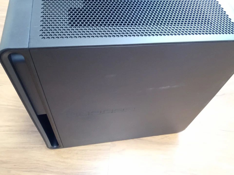 Alienware Aurora R16 Gaming PC Intel i7-13700F 32GB 1TB SSD Win11 RTX 4060Ti 8GB - Image 4 of 4