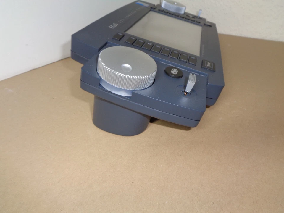 ESU 50200, ECoS 2 Zentrale, 15-21 Volt einstellbar, OVP., getestet, Kleinteile - Bild 4 von 4