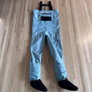 Caddis Wading Systems Waders Women’s Medium Light Blue Teal Deluxe Stockingfoot