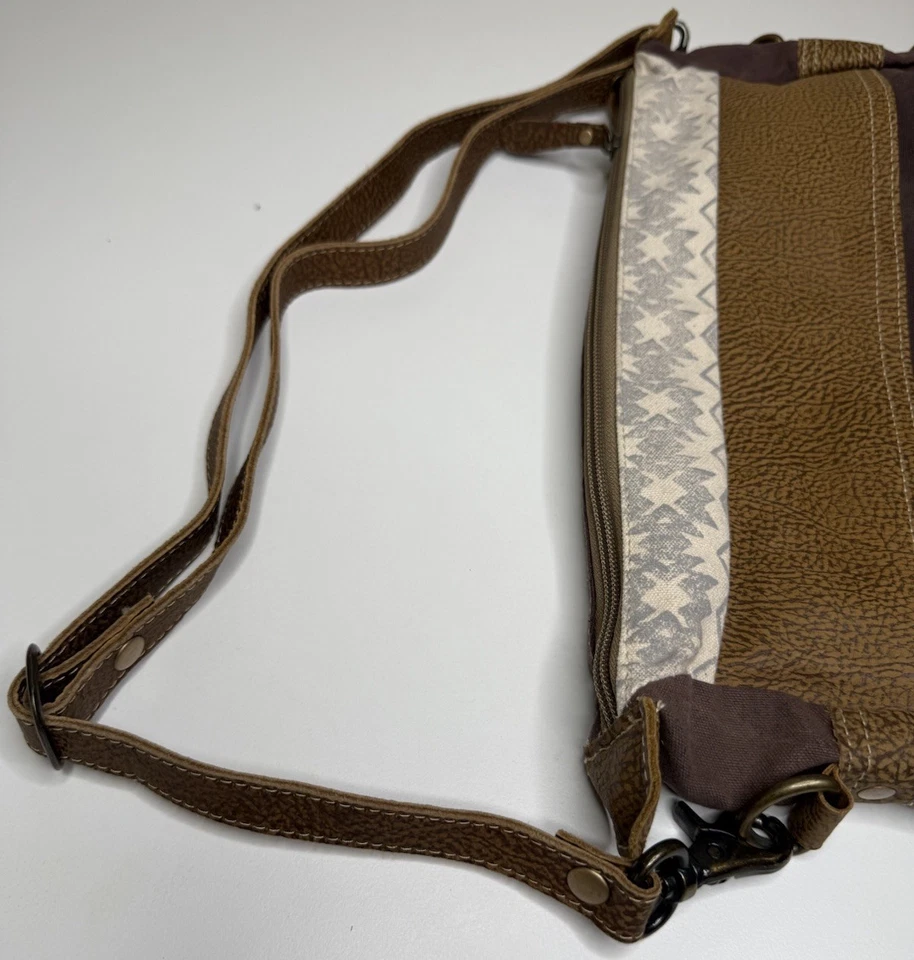 Myra Bag Perfect Mania Shoulder Bag Brown Canvas Leather Dual Zip Lined Tote - Image 4 of 4