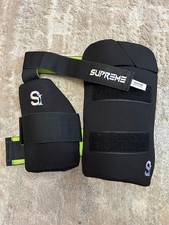 SI Supreme/TON Combo Thigh Guard &ndash; Lightweight Pro Cricket Protection
