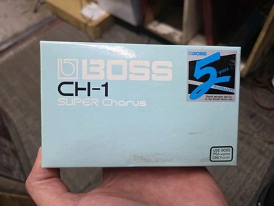 BOSS CH-1 Crystal-Clear Highs Unique Stereo Effect Stereo Super Chorus Pedal