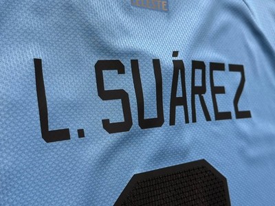 2022 Uruguay Home Jersey #9 Luis Suarez Large Puma World Cup