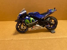 Valentino Rossi Yamaha YZR-M1 #46 Bike test MotoGP 2016 1:18 Minichamps