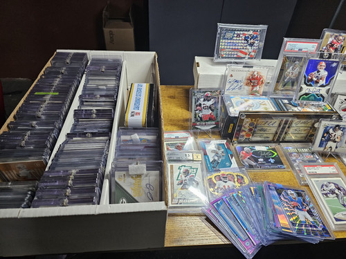 💥Enorme💥Collezione Calcio Auto MAGLIE Esordienti Prizms Lotto di 15 Carte - Foto 3 di 10