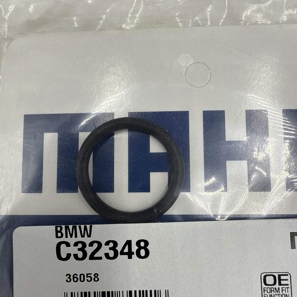 Junta tórica de tubo de refrigerante del motor C32348 1998-2006 BMW 330Ci,X5 325Ci 325i,325xi,525i Foto 2 de 4