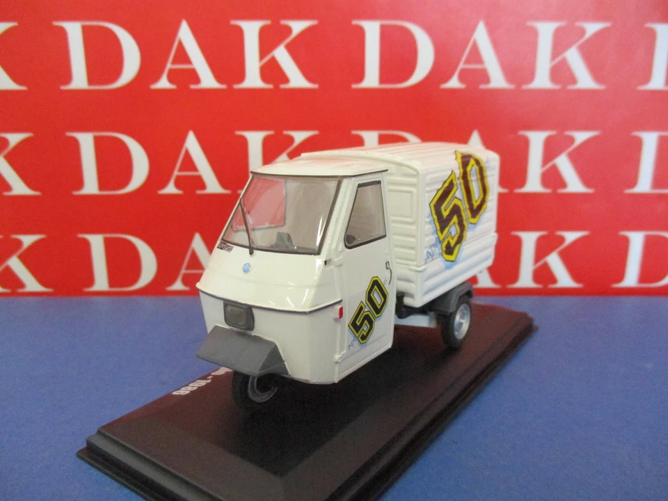 Die cast 1/32 Modellino Ape P50 Furgone Piaggio 1986 - Immagine 2 di 3