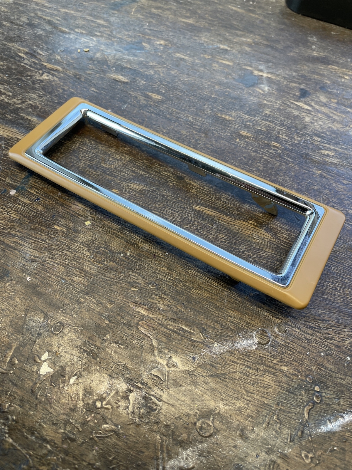 Chrysler TC by Maserati Door Handle Inner Bezel