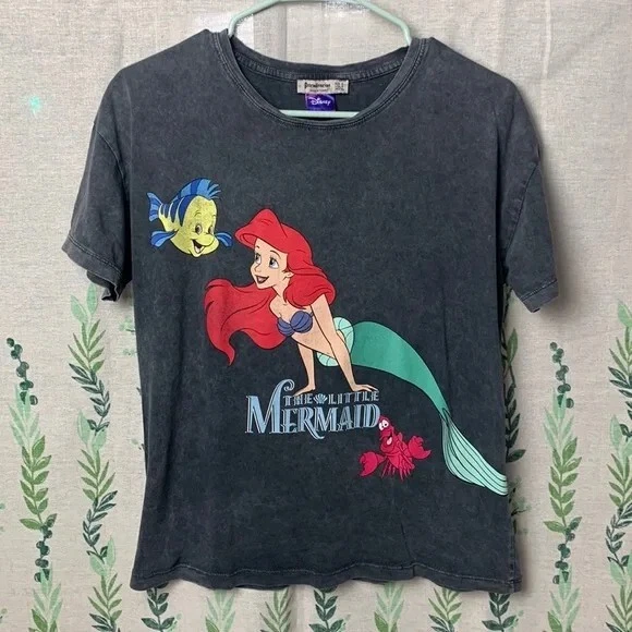 Stradivarius Disney Women&#039;s T-Shirt Tee Mermaid Grey Sz. S Vintage Style | eBay