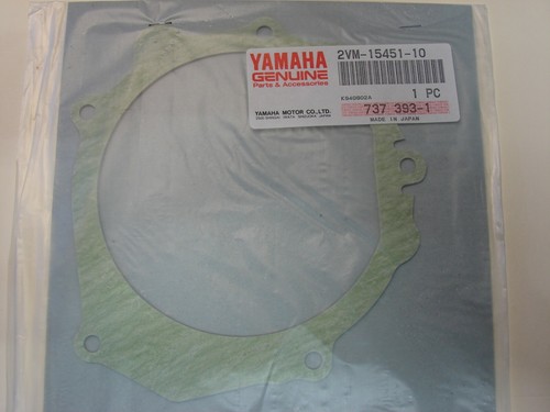 NOS YAMAHA CRANKCASE COVER GASKET 2VM-15451-10 NEW OEM