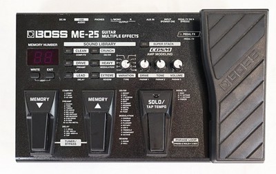 Boss Guitar Multiple Effects ME25  robusten Metallgehäuse maximalen Sound 261709