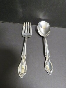 Wm Rogers Precious Mirror Silverplate Meat Fork Large Serving Spoon 9"