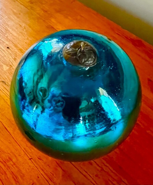 Exceptionally RARE antique AQUA BLUE LARGE Christmas Kugel!