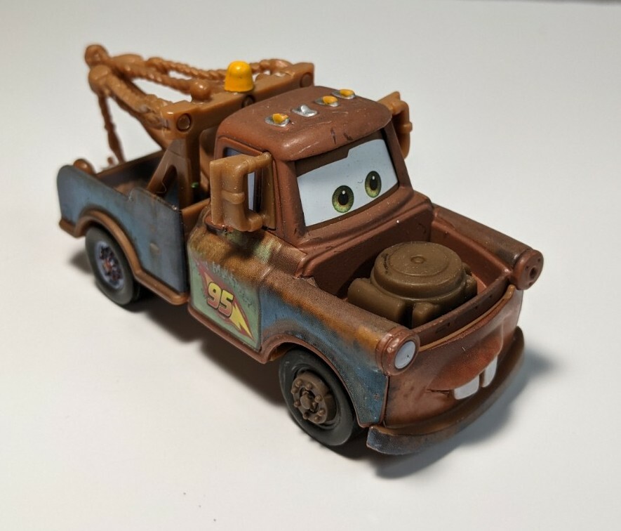 Disney Pixar Cars Race Team Tow Mater Truck DieCast/Plastic #95