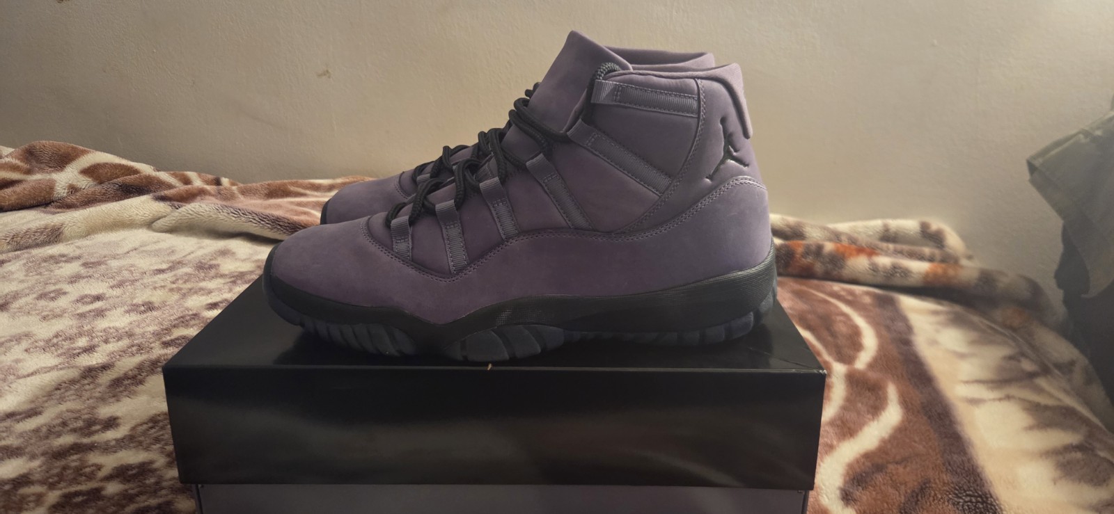 Air Jordan 11 Retro Mojave size 13 PREOWNED