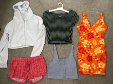 LOT WOMENS / JUNIORS SZ S / M DRESS / TOPS / SHORTS / CROPPED JACKET