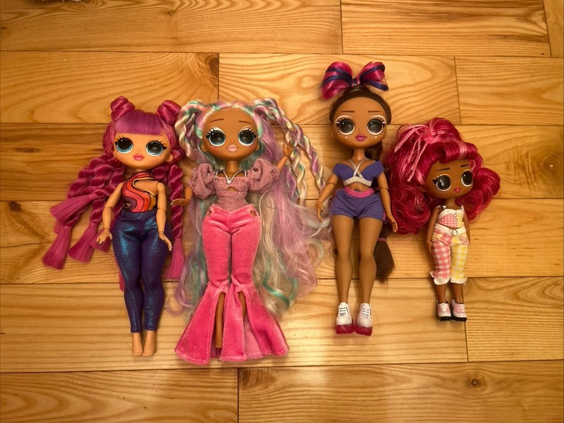 L.O.L. Surprise!  Omg Doll Variety Lot Of 4 Excellent Condition