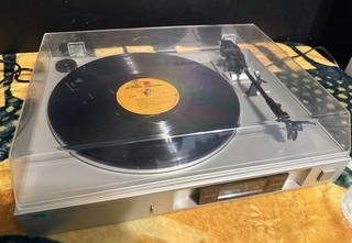 Sansui P D10 Automatic Direct Drive Turntable.