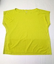 UNIQLO Women's Green Polyester Blend T-shirt Short Sleeve Size M NWOT