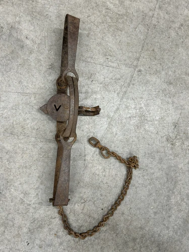 #3 Victor  Oneida Community Vintage Double Long Spring