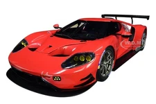 FORD GT LE MANS PLAIN COLOR VERSION RED 1/18 MODEL CAR BY AUTOART 81811