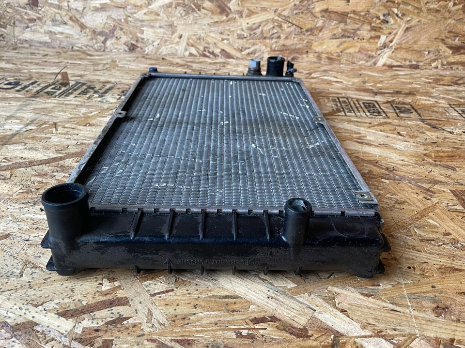 Porsche 944 924 S S2 85-91 Transmisión Manual MONTAJE RADIADOR OEM Foto 3 de 4