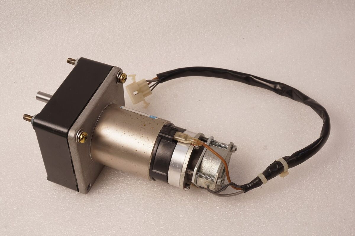 SAWAMURA DENKI DC GEARED MOTOR SS32G-B-H3-12.5, 8DG12.5 SAWAMURA DENKI DC GEARED MOTOR SS32G-B-H3-12.5, 8DG12.5