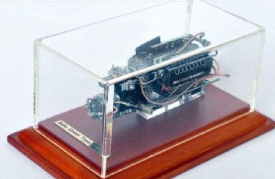 Super Rare CMC Auto Union Type C 16-Cylinder V-Engine Model Super Rare CMC Auto Union Type C 16-Cylinder V-Engine Model