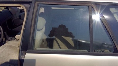 1991-1995 Saturn Sw2 Driver Left Rear Side Window Door Glass Oem Back 21093580